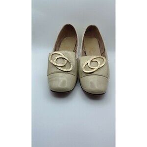 Vintage Rare Cinderella Boston "Allegro" Bone Loafer‎ Heels ORIGINAL BOX Sz 2B